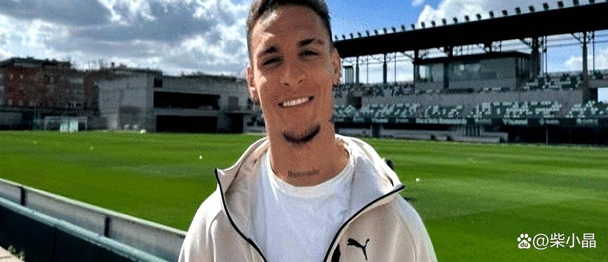 曼联高价引进安东尼，西甲贝蒂斯报价低，降薪分红成难题